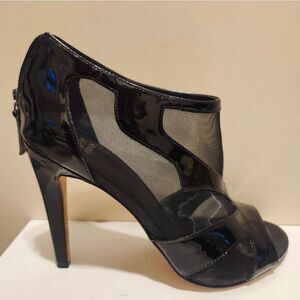 NIB Saks Fifth Avenue "Arianna" Blk Mesh Pat. Leather Peep Toe Pumps Sz 8.5 $275